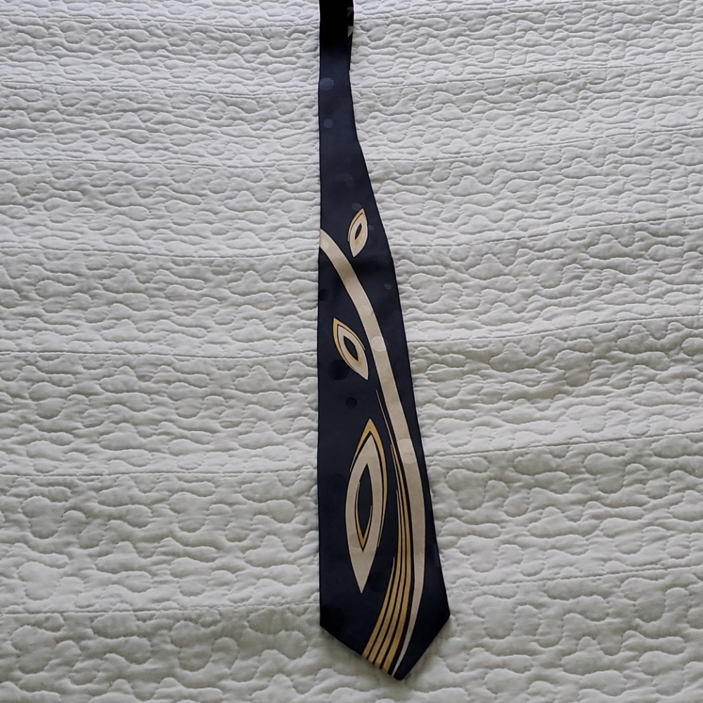 "Screenplay" by Martin Wong Tie, 100%Silk